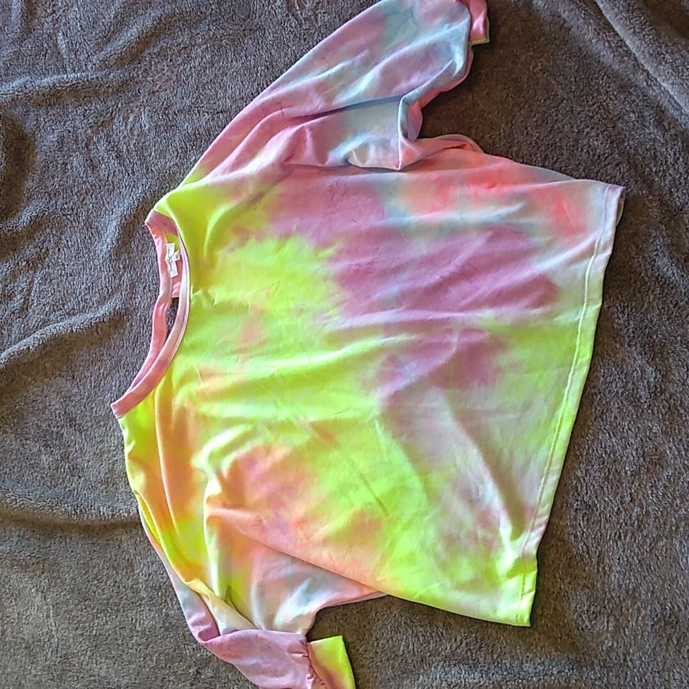 Sweet Lovely cutout back batwing tie dye top
